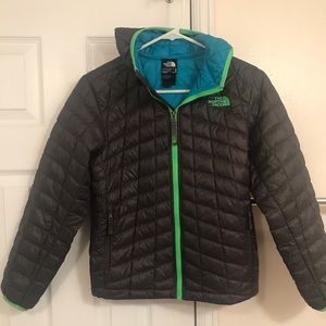 Boys North Face Thermoball Jacket Puffer Coat